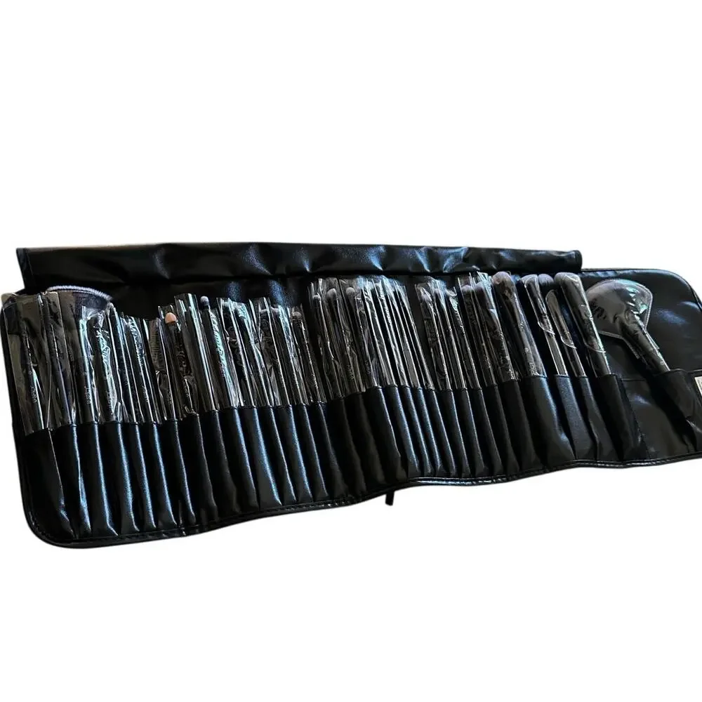 U-Spicy US-MB03 32-PC Cosmetic Makeup Brush Set with Case-NEW